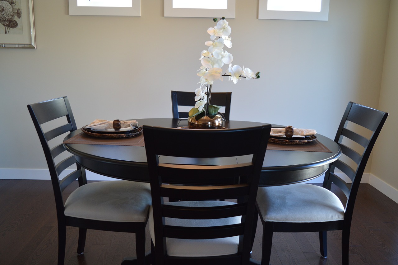dinning room furniture